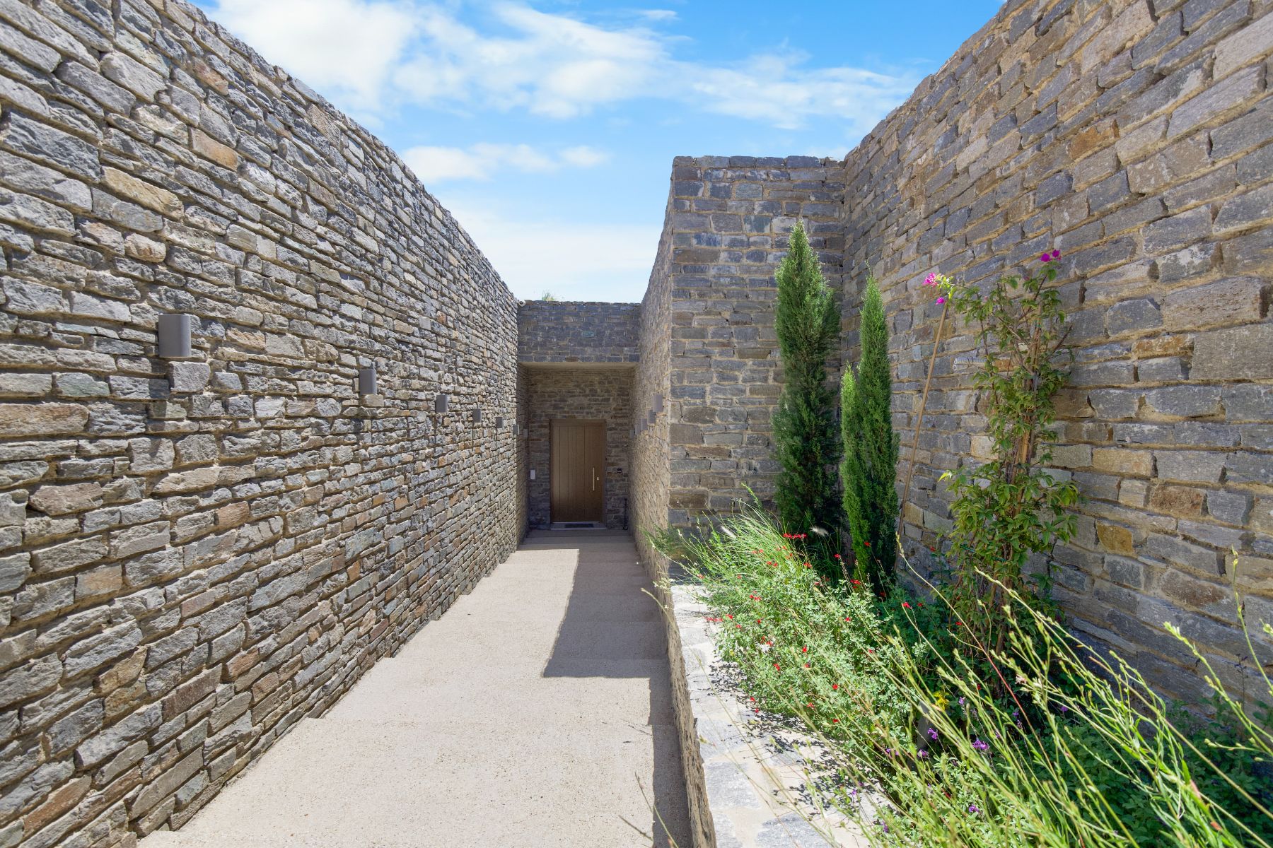 Exterior view of Villa Lara, Paros