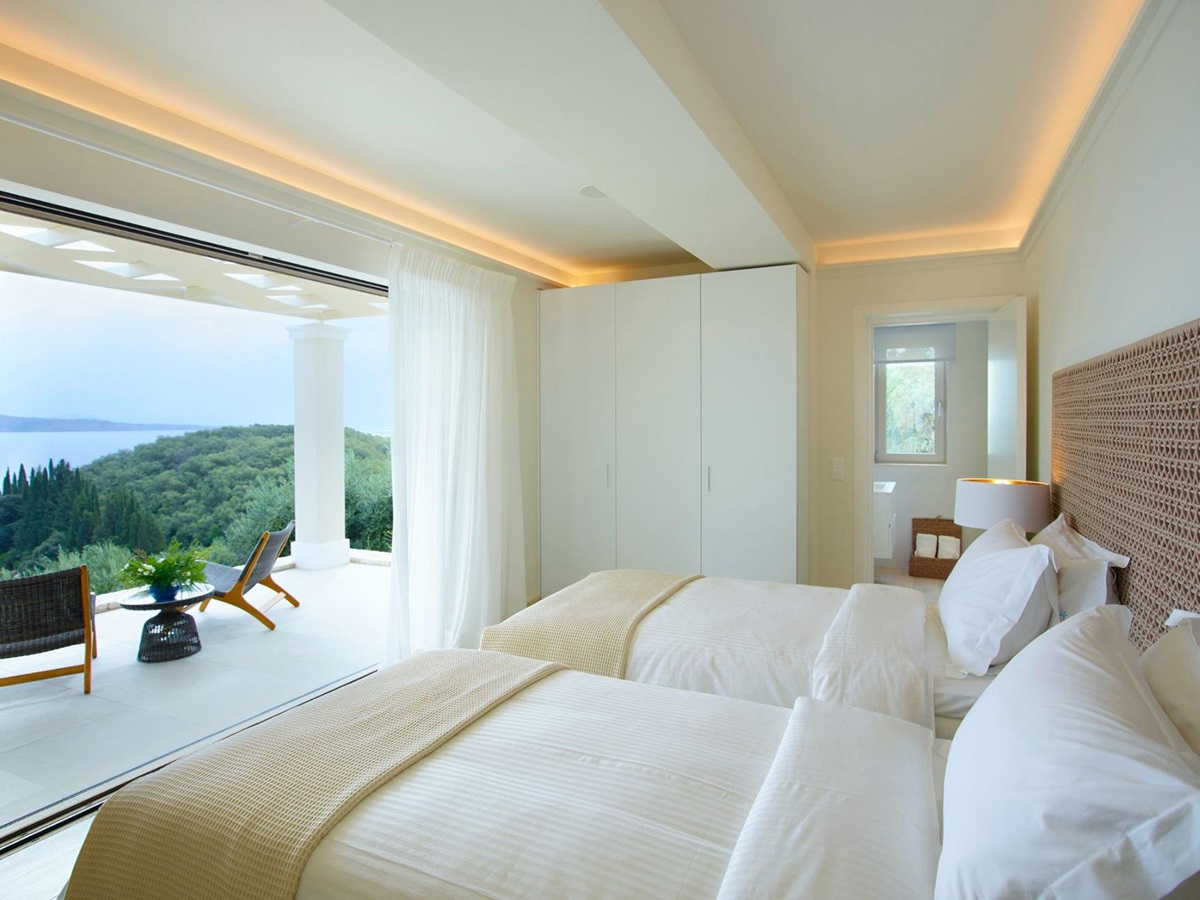 Twin bedroom at Villa Leonidas in Corfu