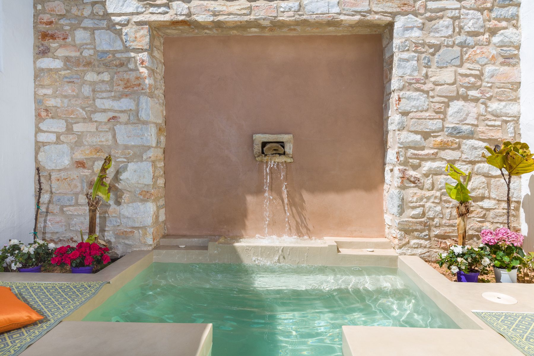 Jacuzzi at Villa Livadi, Paros