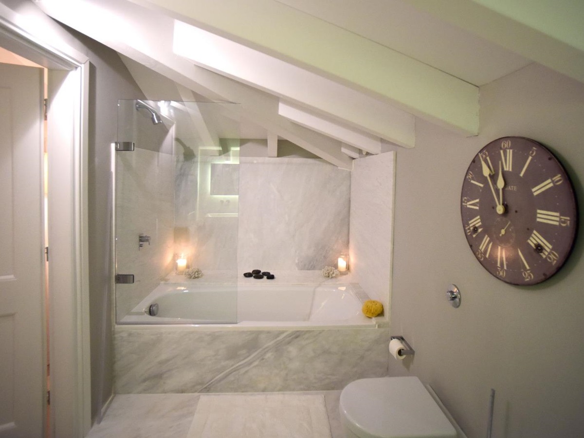 villa-maia-corfu-bathroom-1