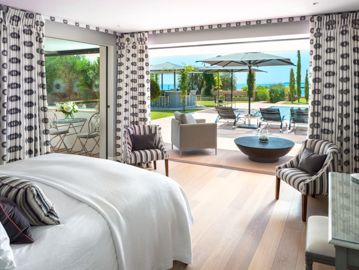 villa-maia-corfu-bedroom-1