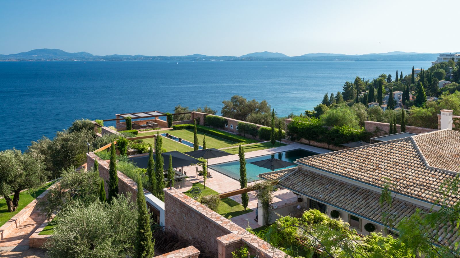 villa-maia-corfu-exterior-sea