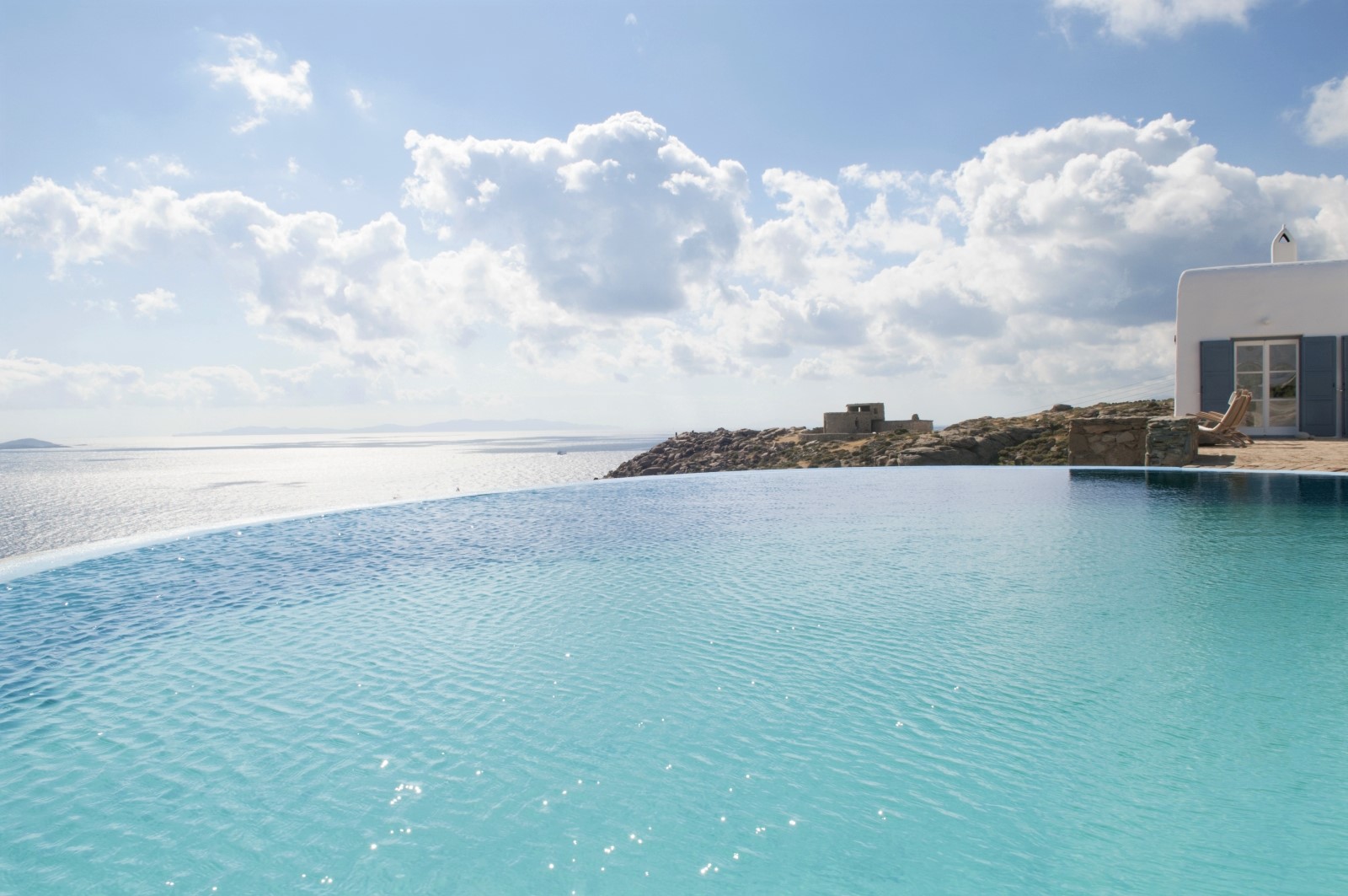Infinity pool with sea view at Villa Mari on Mykonos, Greece