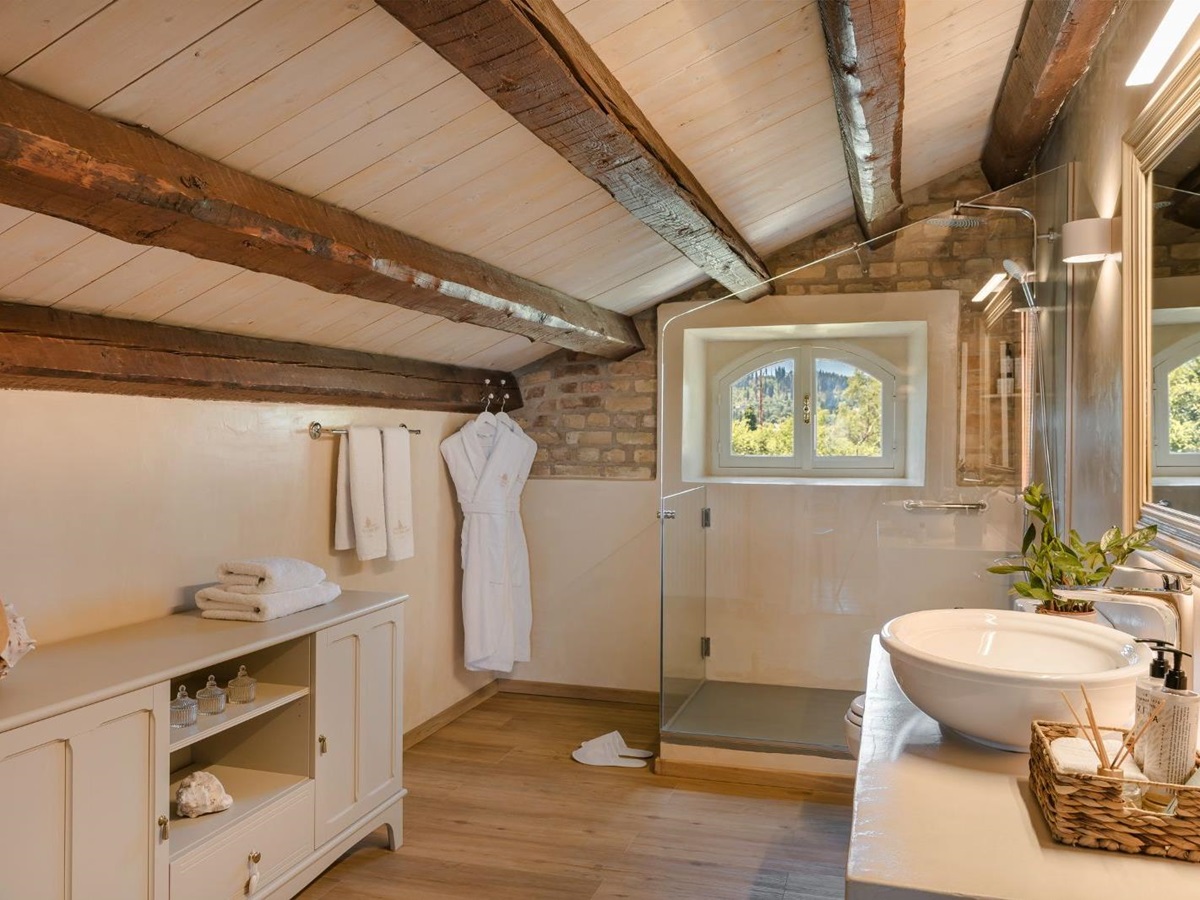 villa-posillipo-corfu-bathroom-4