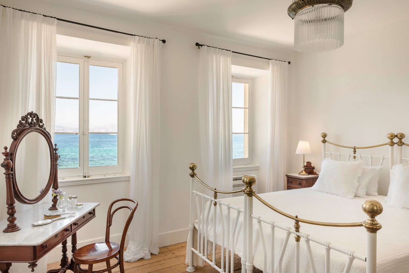 villa-posillipo-corfu-bedroom-2-view