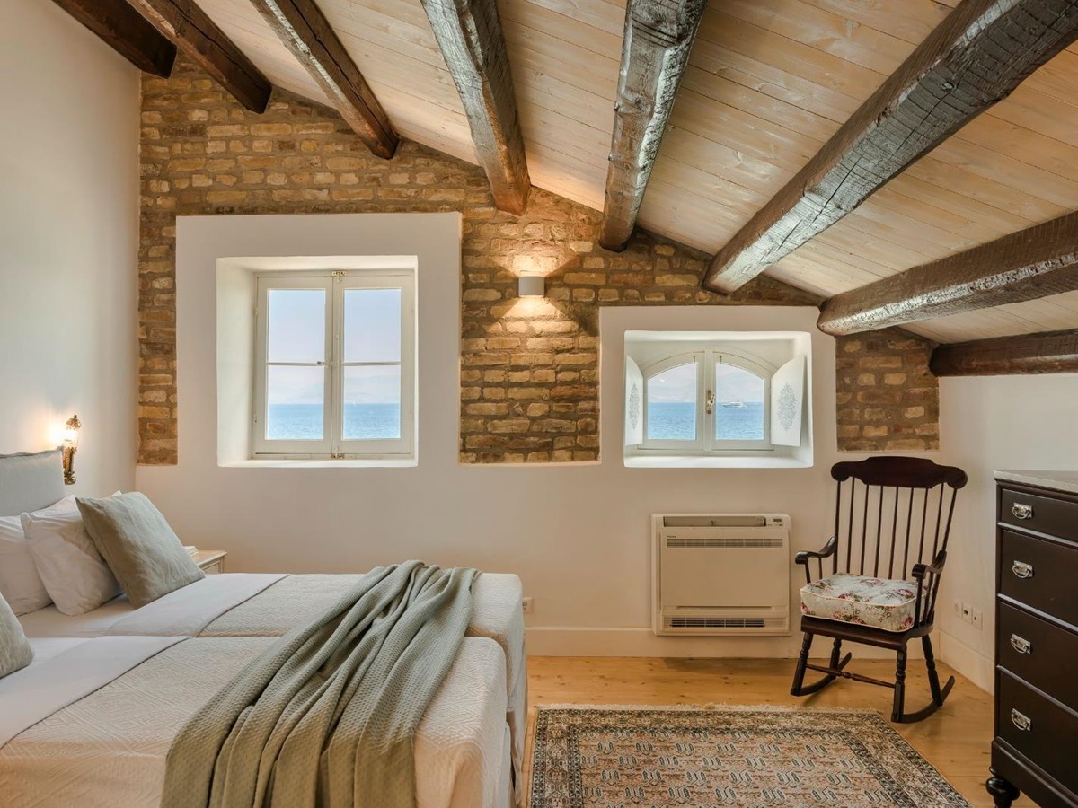 villa-posillipo-corfu-bedroom-3-view