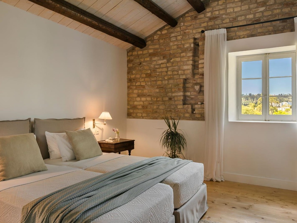villa-posillipo-corfu-bedroom-4-view