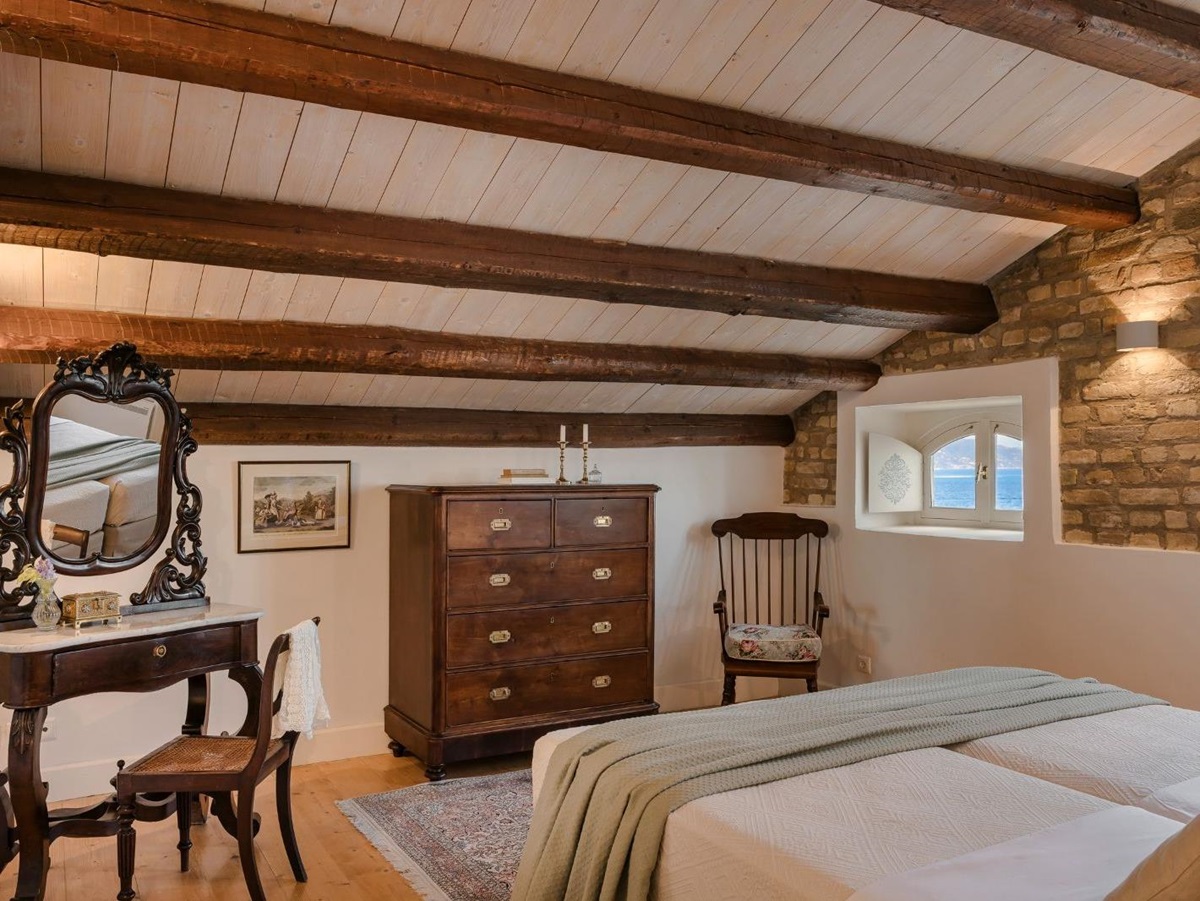 villa-posillipo-corfu-bedroom-5-view