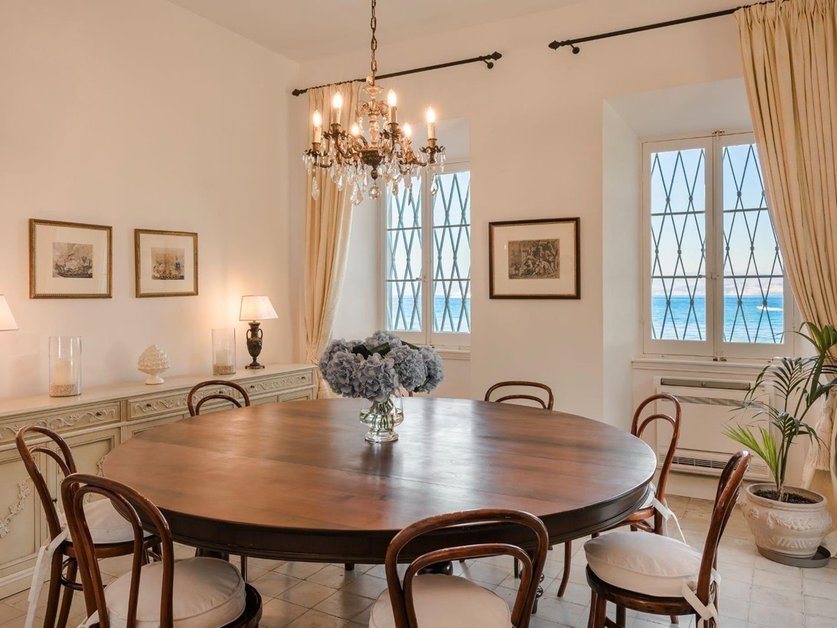 villa-posillipo-corfu-dining-room