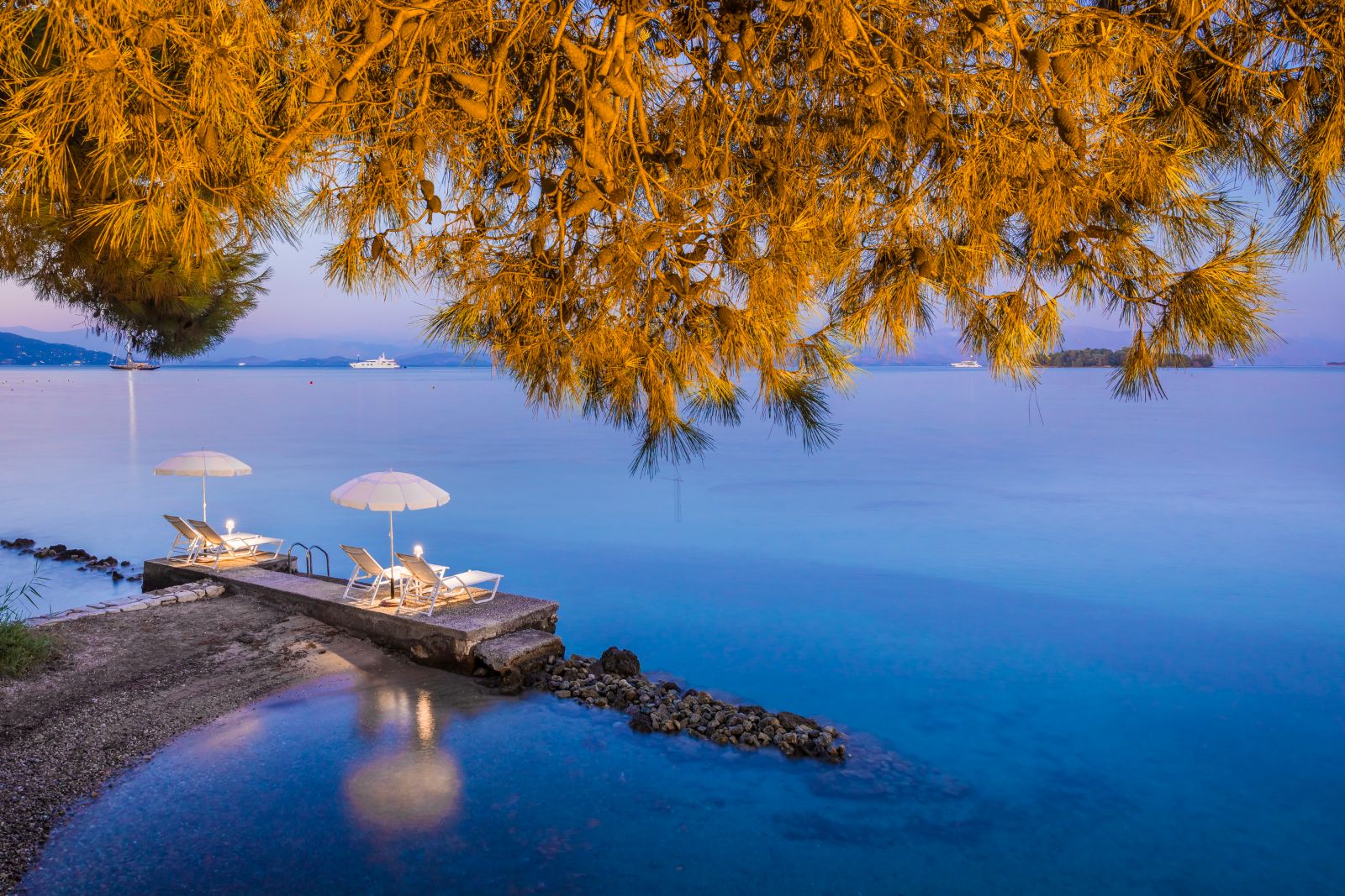 villa-posillipo-corfu-evening-outdoor-1