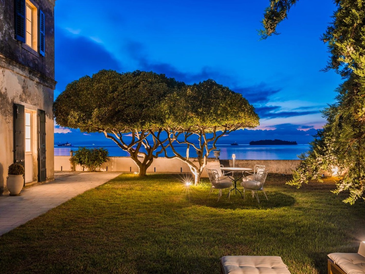 villa-posillipo-corfu-evening-outdoor-3