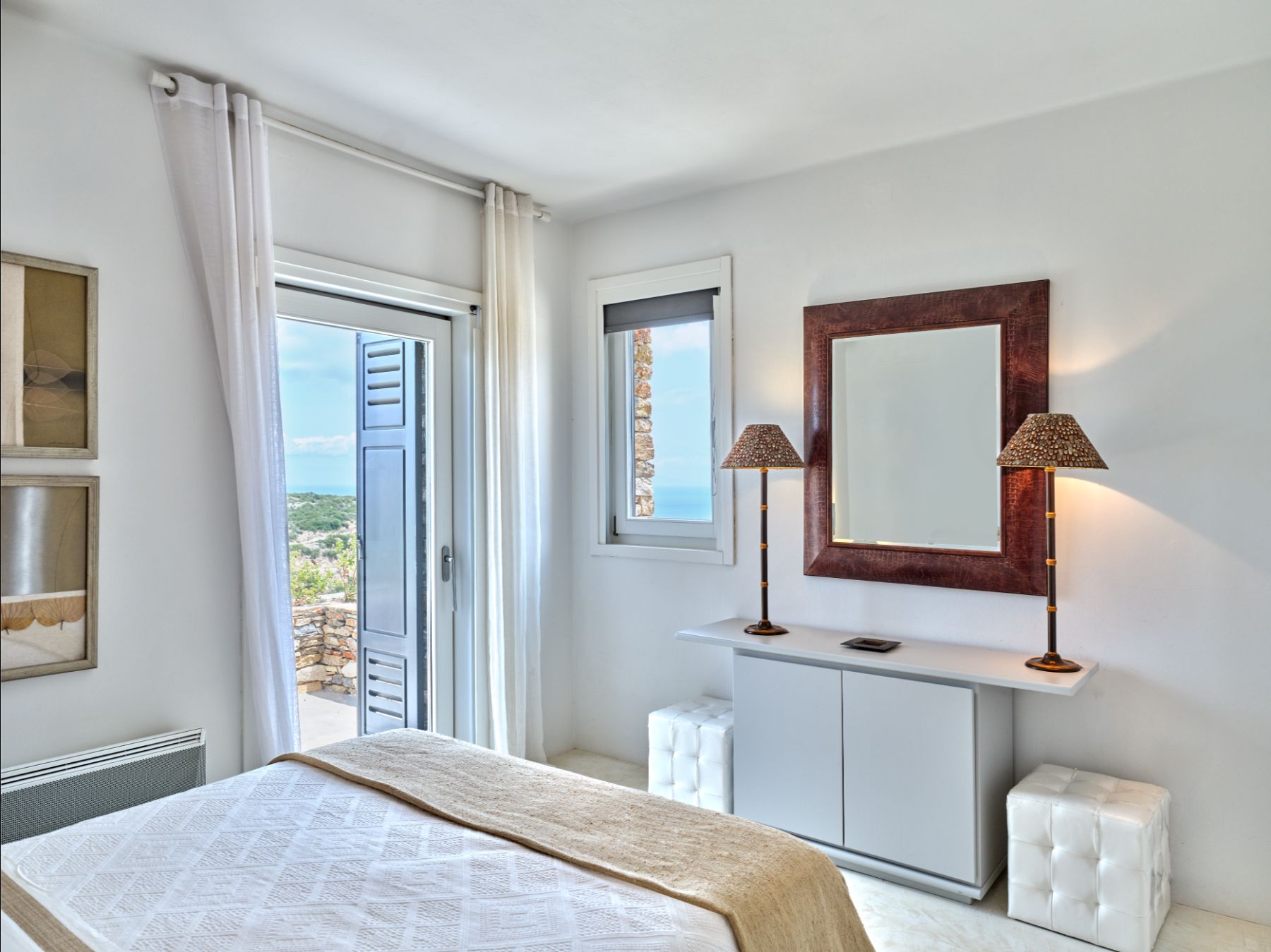 Double bedroom at Villa Thalia, Sifnos