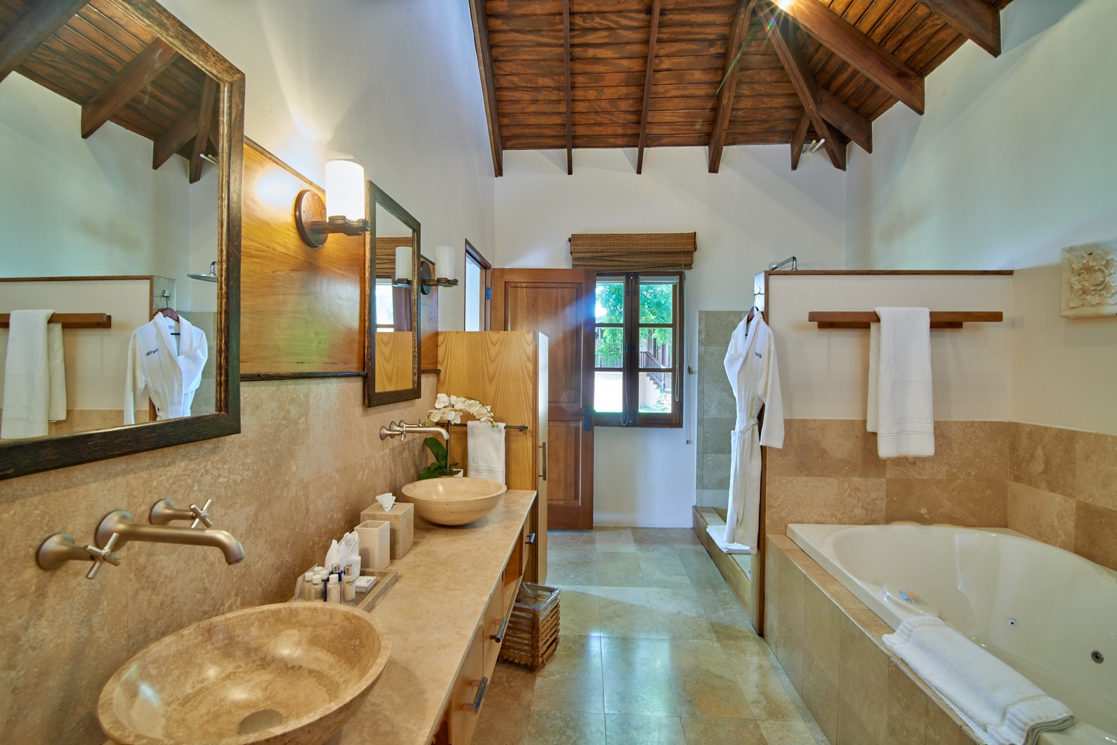 the treefrog master bathroom at Calabash Hotel, Grenada