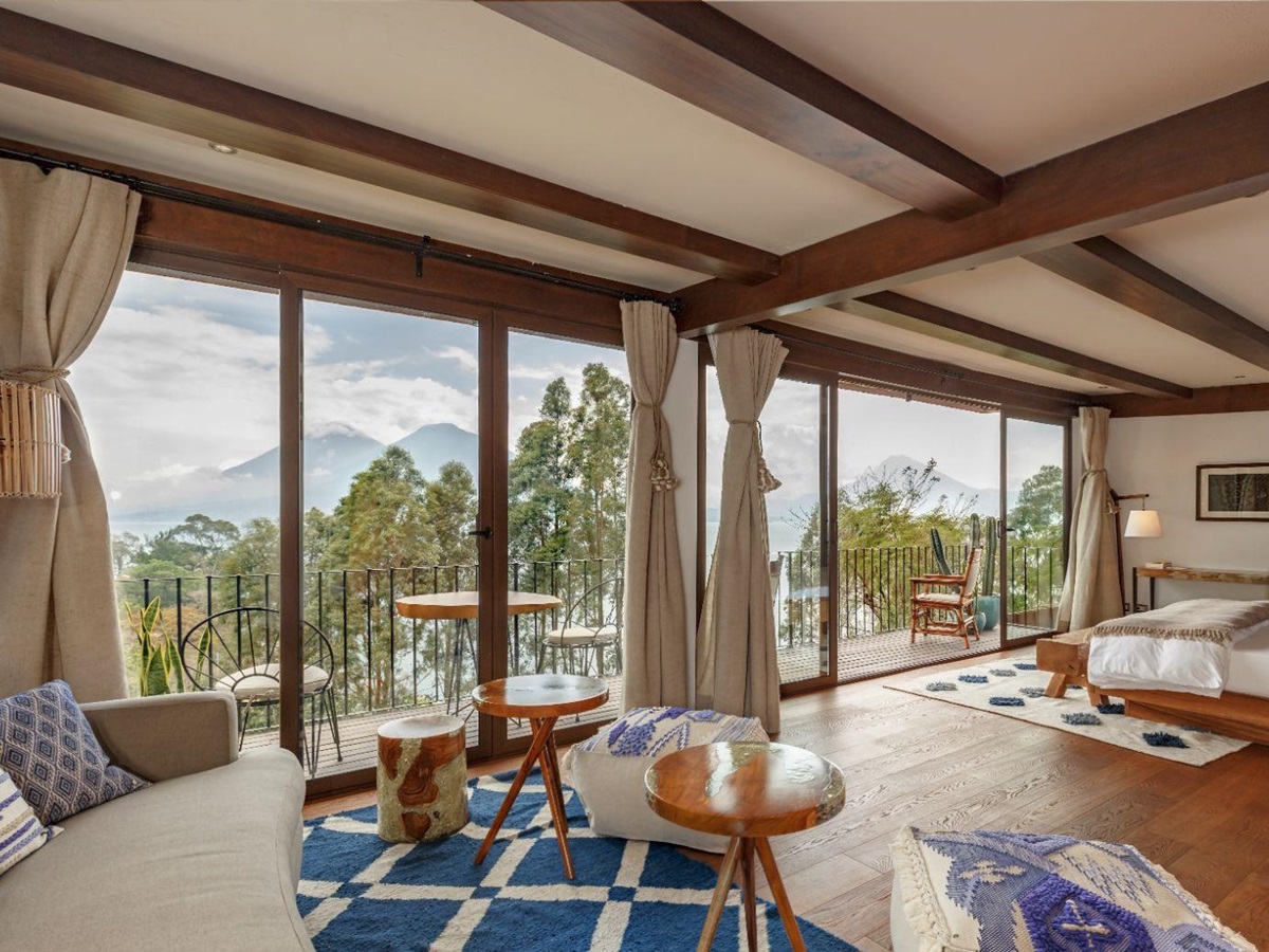 Santa Clara guest suite at Casa Palopo in Guatemala