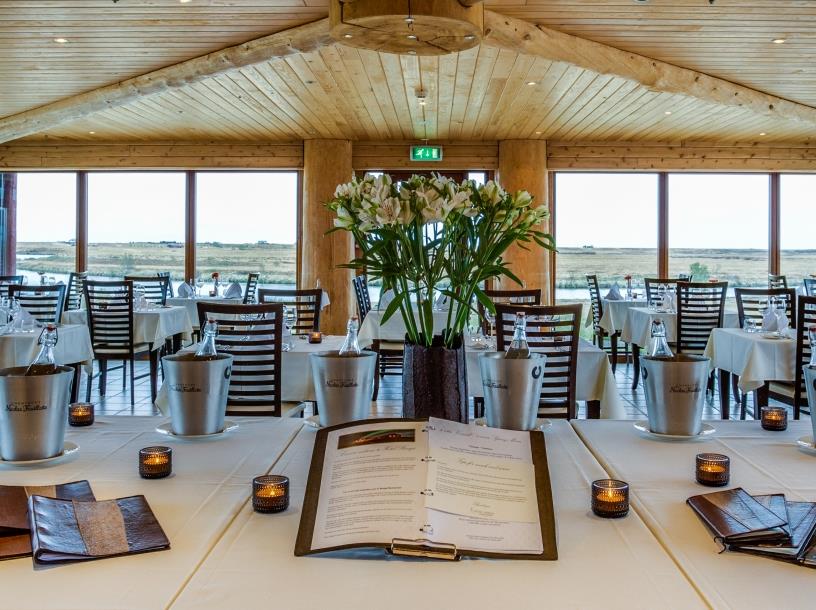 Dining at Ranga Lodge