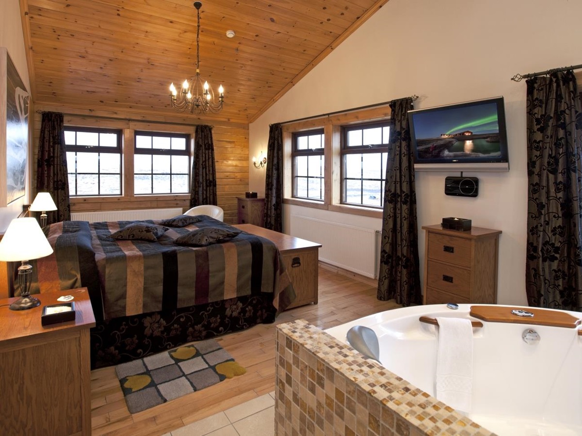 Royal master suite at Ranga Lodge