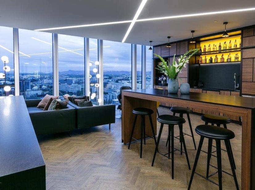 Skylounge at Tower Suites