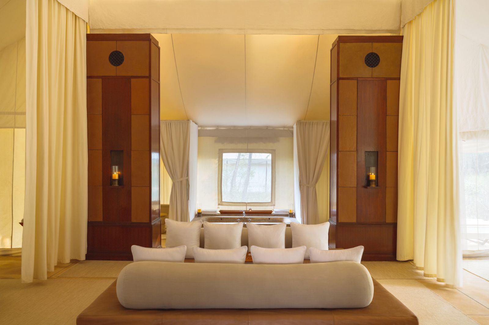 Interior of a guest suite at Aman-I-Khas by Ranthambore National Park in India