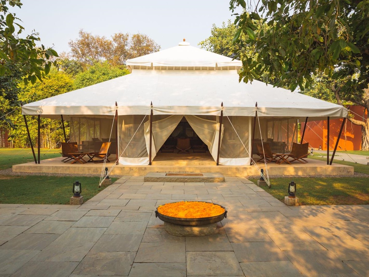 Guest tent exterior at Aman-I-Khas by Ranthambore National Park in India
