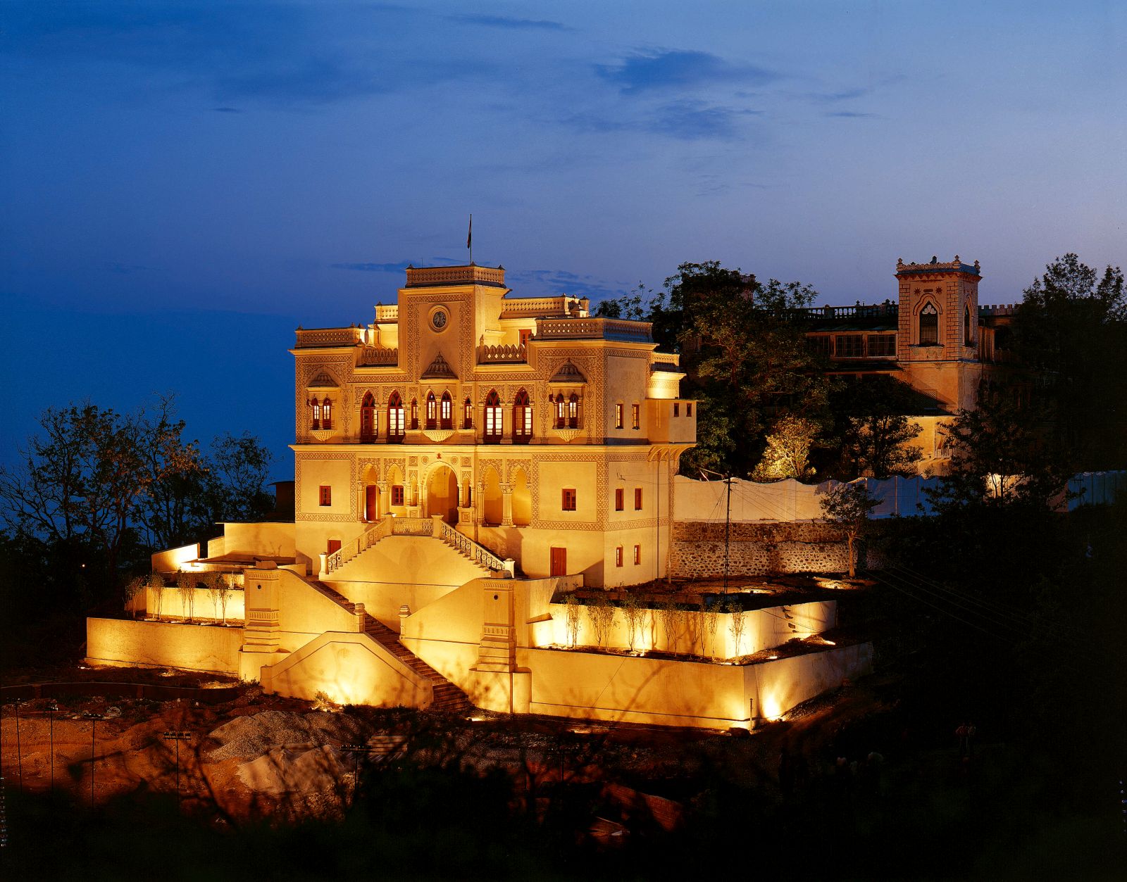 Ananda in the Himalayas illuminated by night