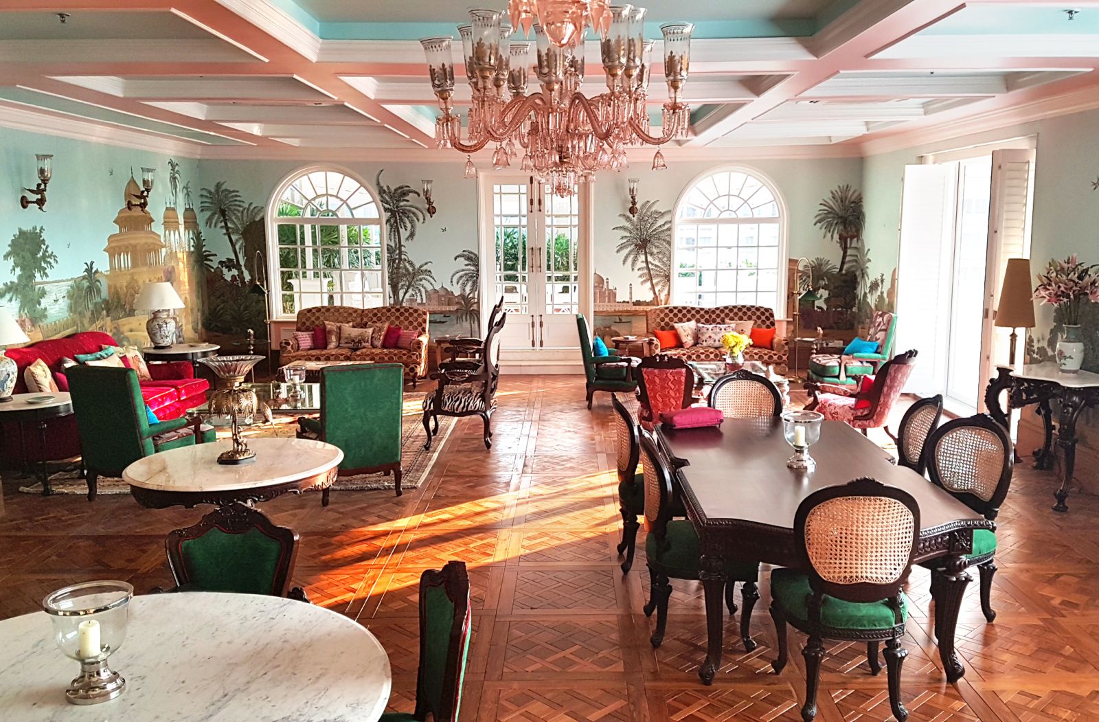 Dining room of the Glenburn Penthouse hotel India
