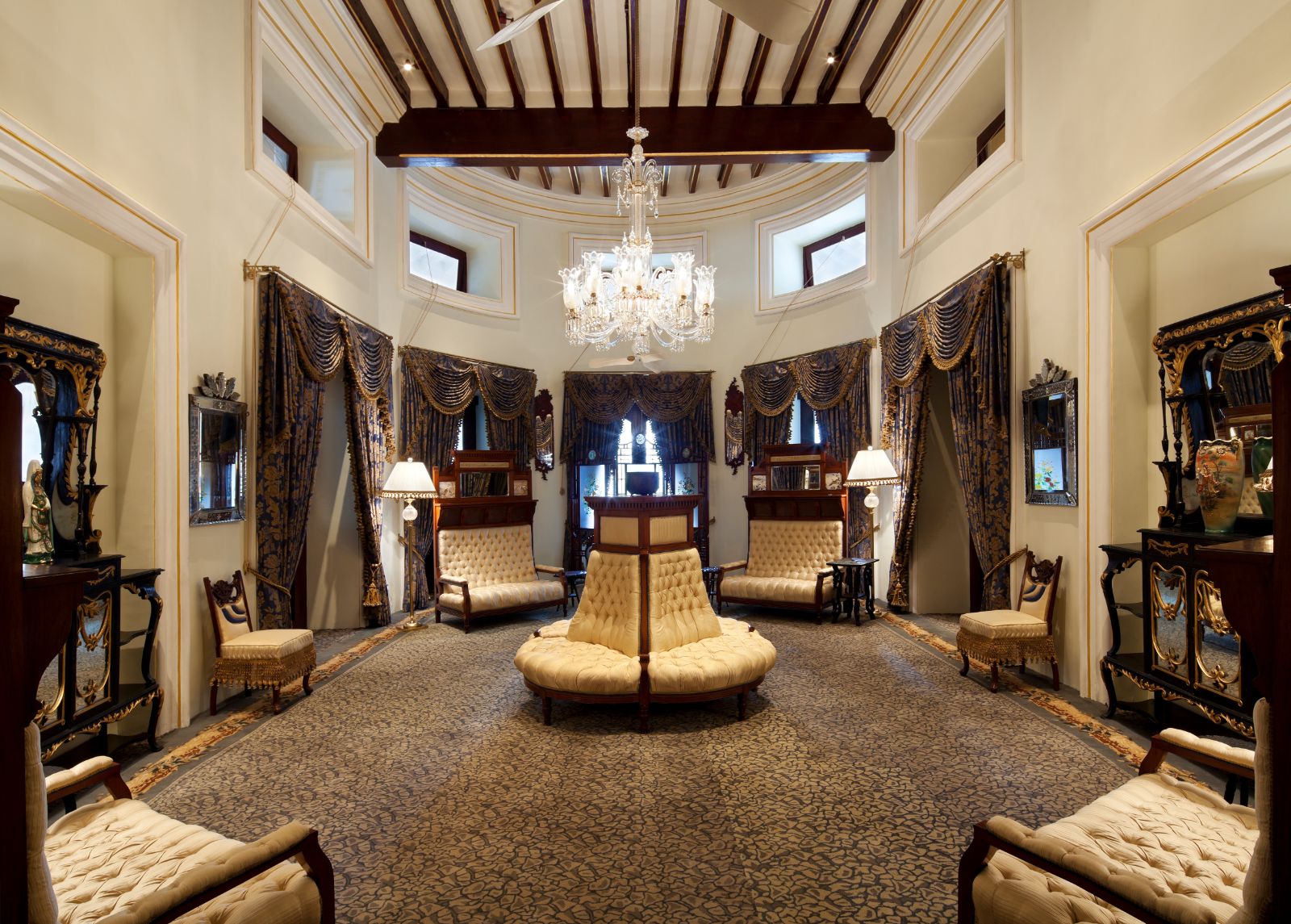 Ladies Room at Taj Falaknuma Palace in Hyderabad in India