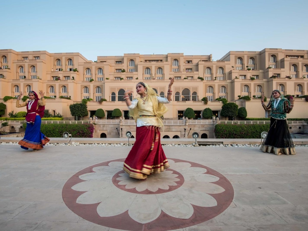 Traditional dancers outside the Oberoi Amarvilas in Agra