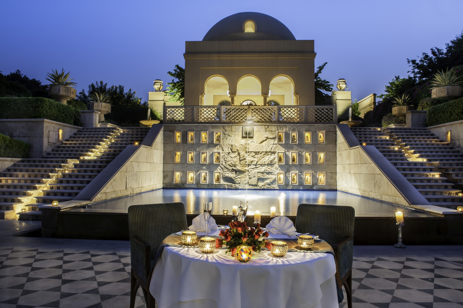 Private dining at the Oberoi Amarvilas in Agra