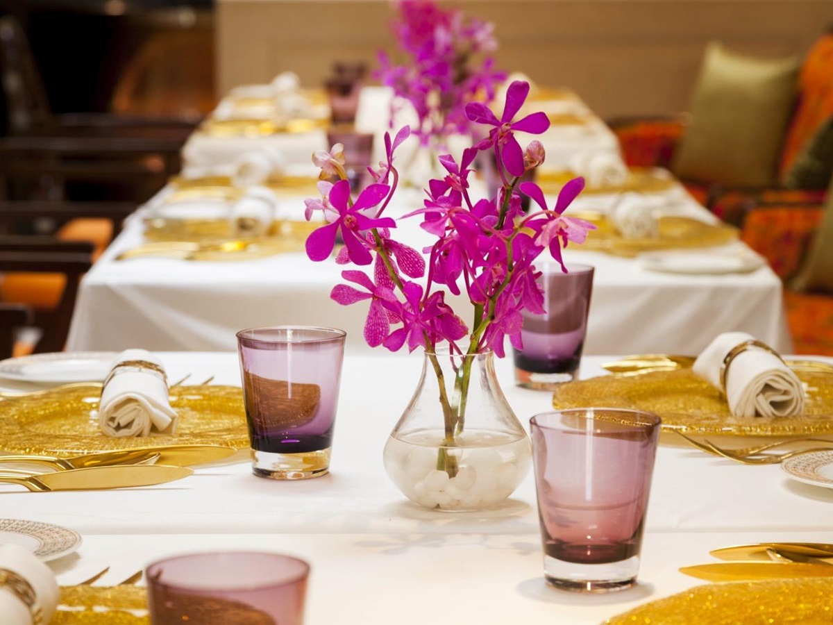 Fine dining at the Oberoi Hotel Delhi