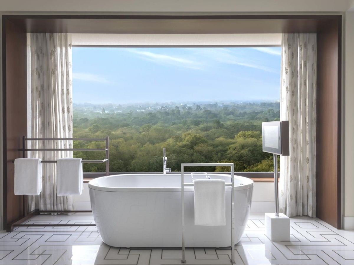 Bath tub with views in a suite at the Oberoi Hotel Delhi