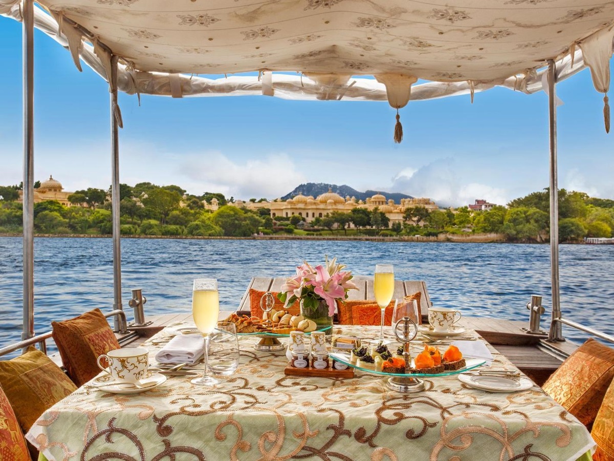 Dining by the lake at Oberoi Udavilas in Udaipur