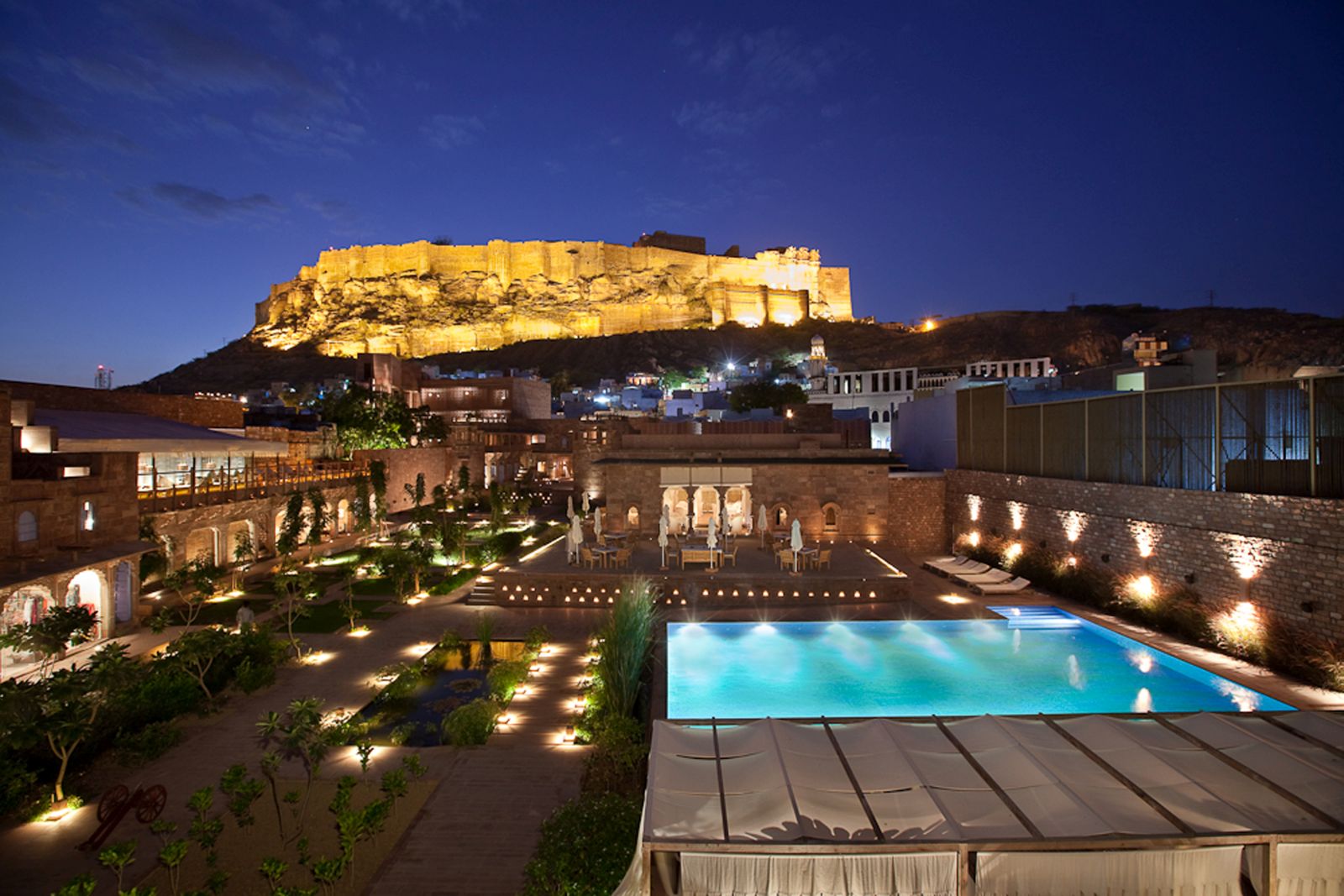 The RAAS Jodhpur hotel in India with view of Mehrangarh Fort