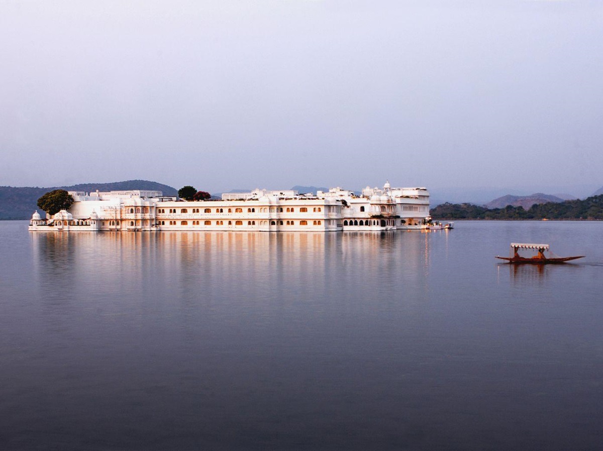 Distant view of the Taj Lake Palace in Udaipur