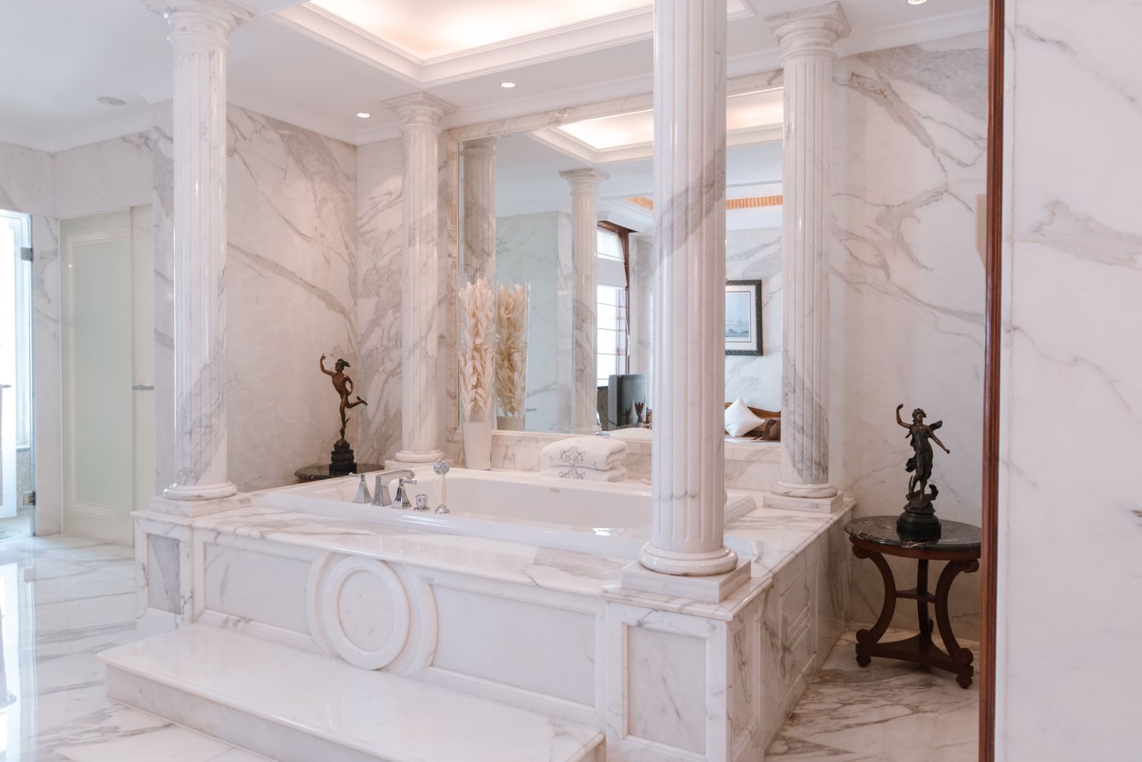 Bathroom of a suite at the Imperial New Delhi