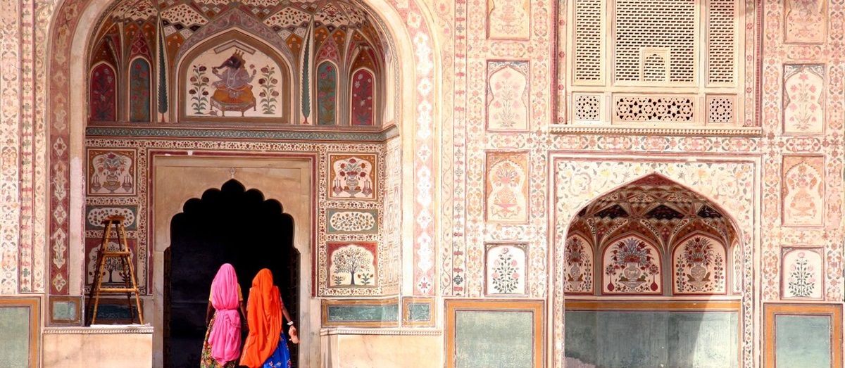 Ladies in traditional dress entering the Amber Fort in Jaipur
