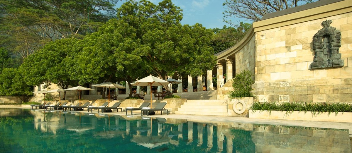 Swimming pool of Amanjiwo, Indonesia