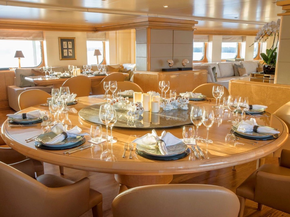 Dining table onboard Aqua Blu in Indonesia