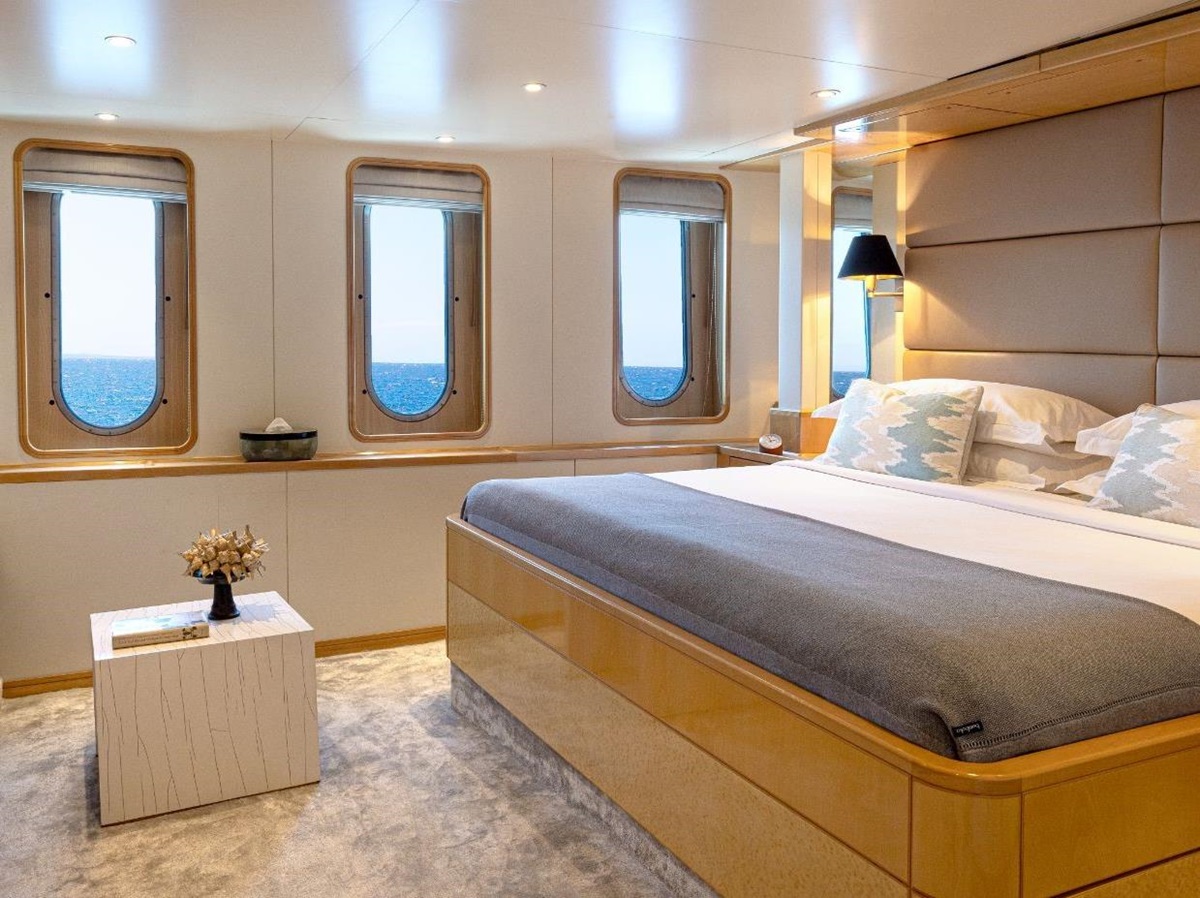 Double cabin onboard the Aqua Blu in Indonesia