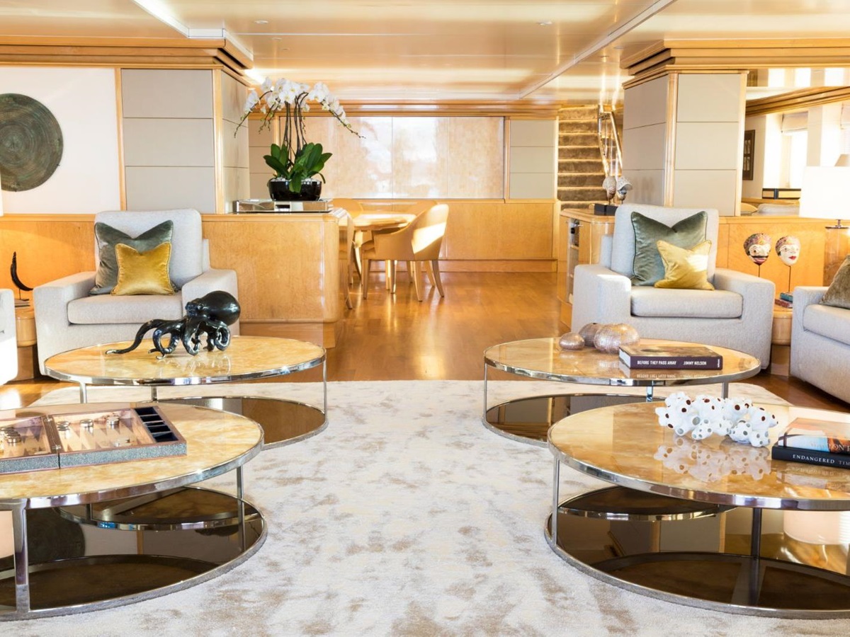 Salon onboard the Aqua Blu in Indonesia