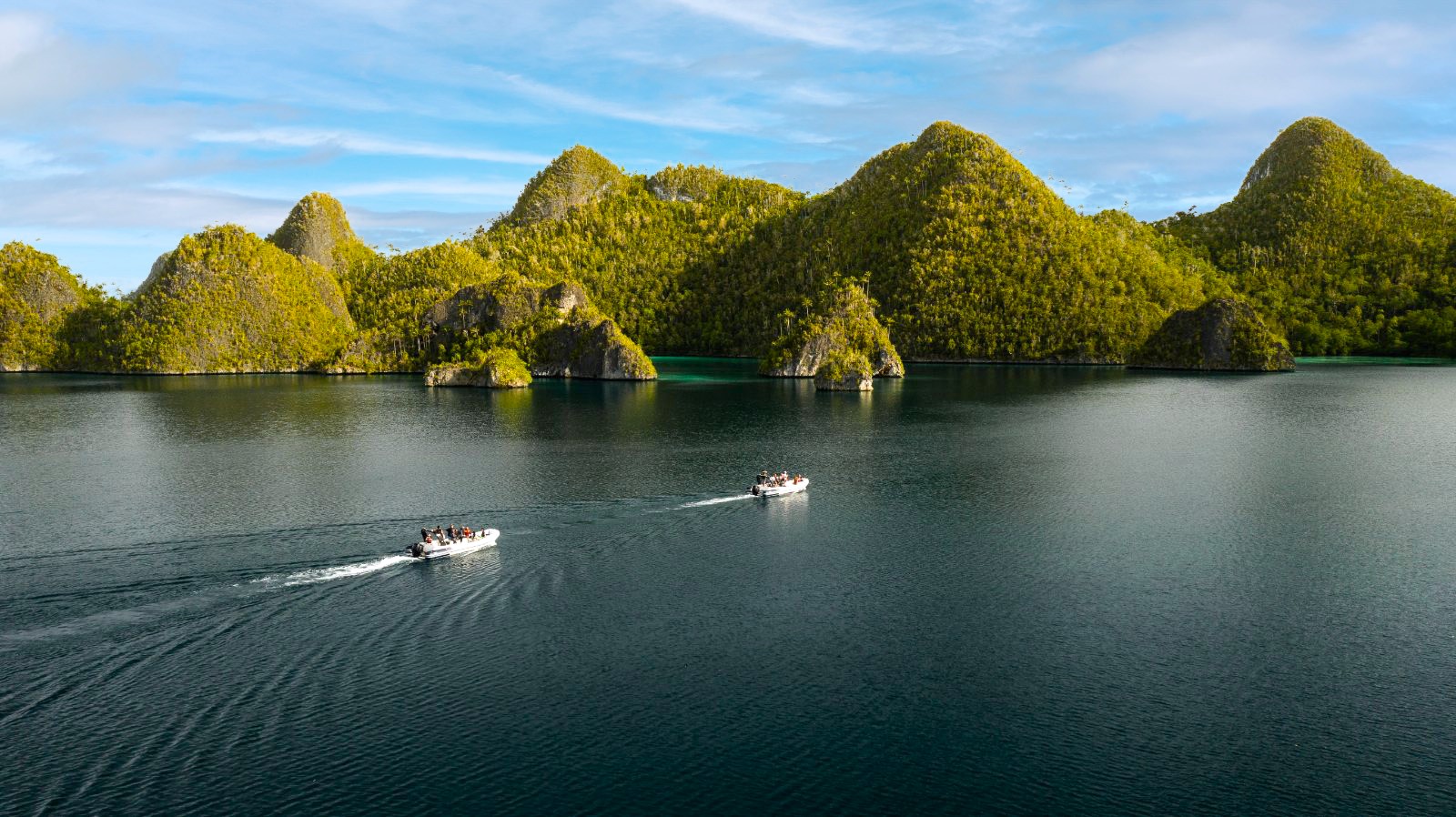 Skiff excursion through Raja Ampat from the Aqua Blu