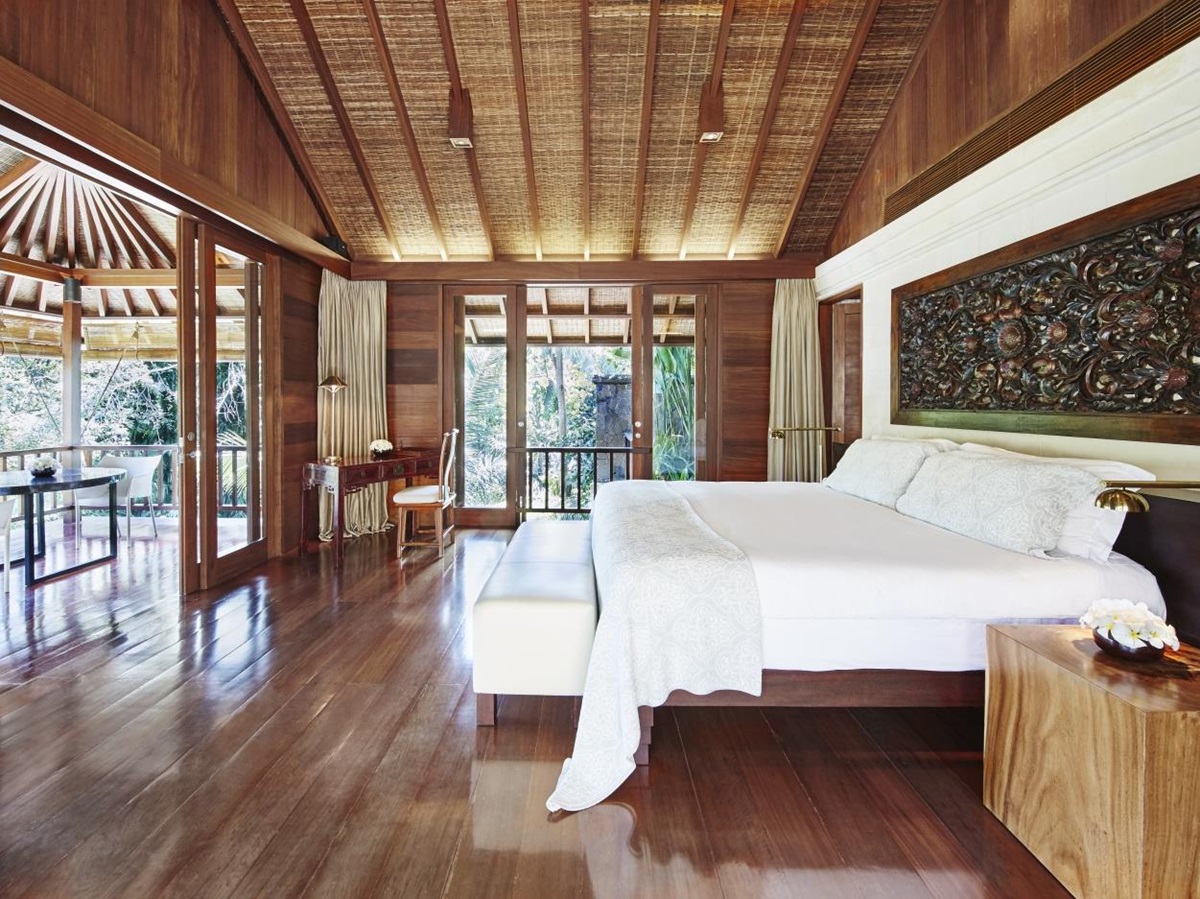 Mster bedroom of Gesing Kanila villa