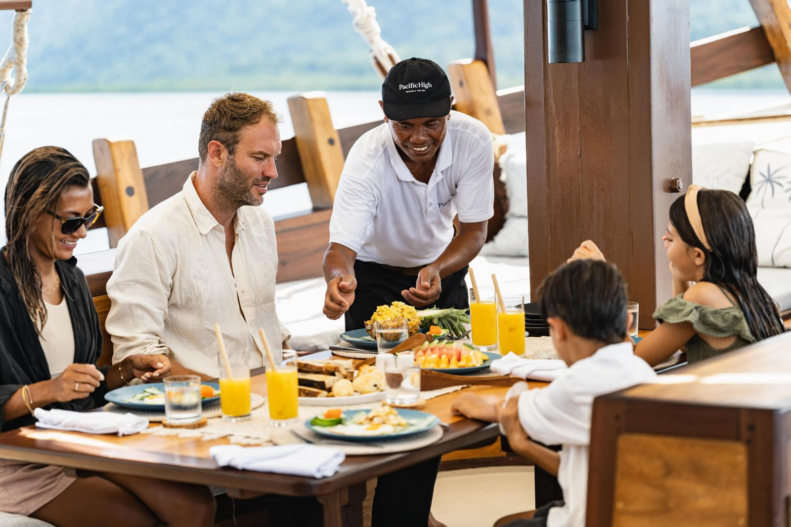 Alfresco dining onboard the Dewata phinisi in Indonesia