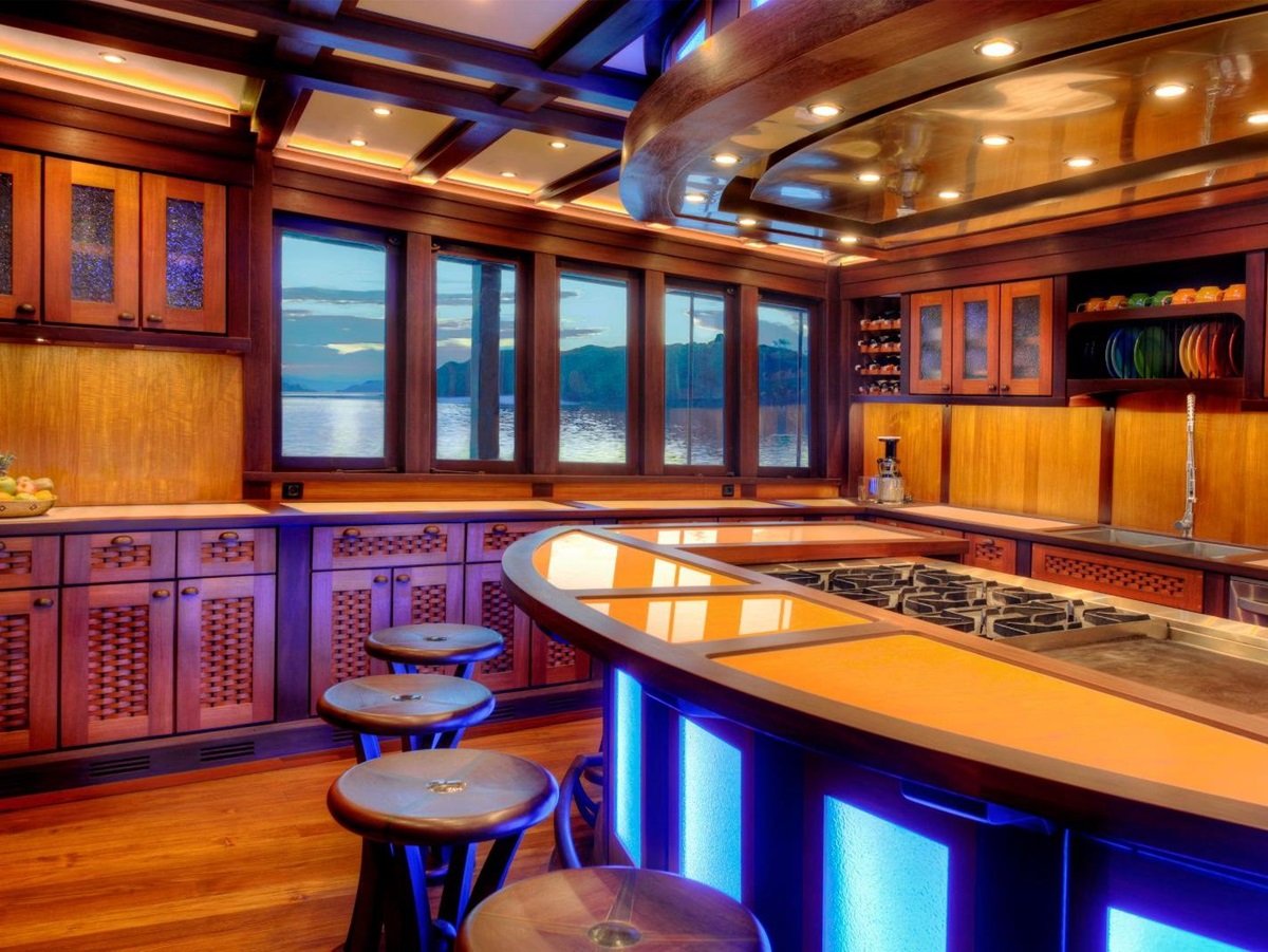 Bar area on the Dunia Baru phinisi in Indonesia