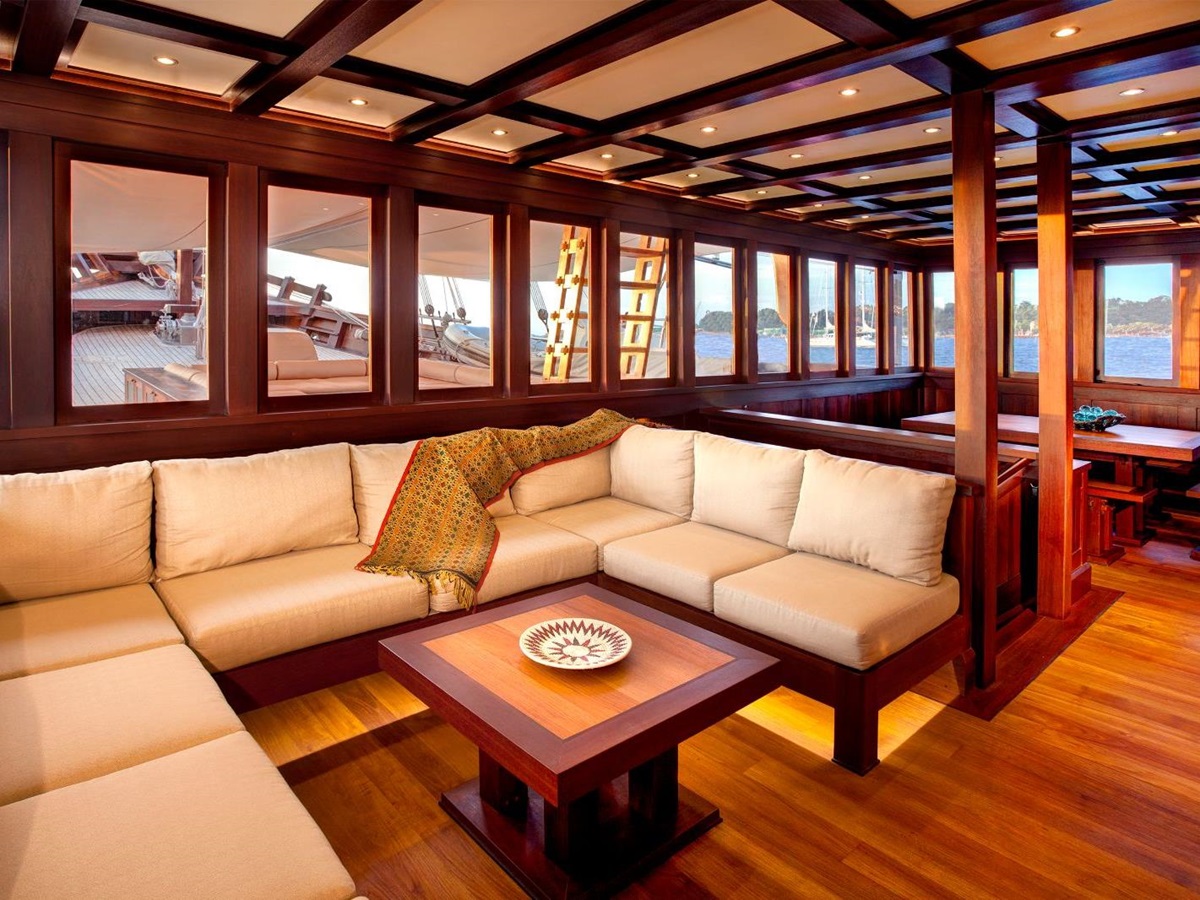 The lounge area on the Dunia Baru phinisi in Indonesia