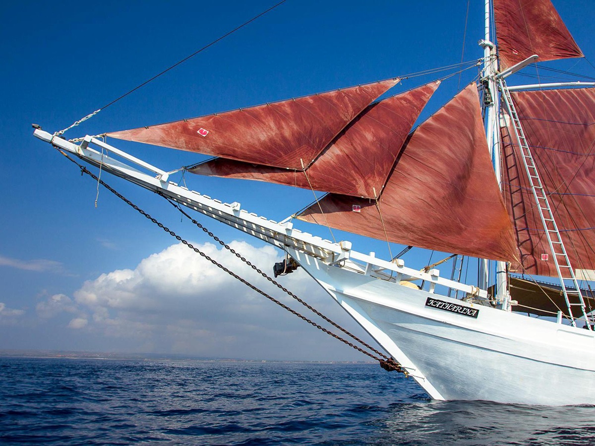 Exterior view of the bow of the Katharina luxury phinisi in Indonesia