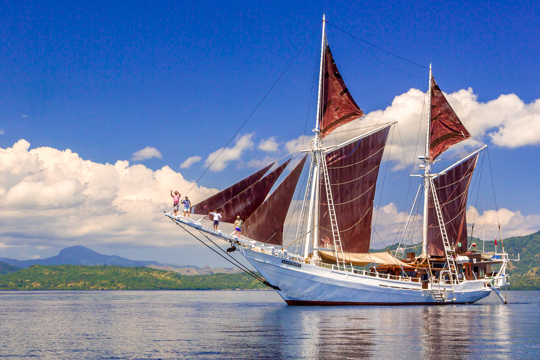 Exterior view of the Katharina luxury phinisi in Indonesia