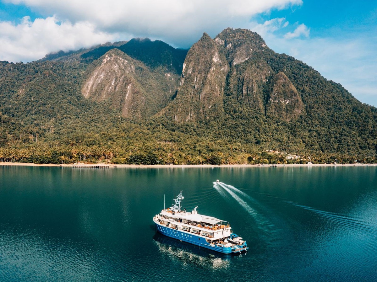 Aerial view of the Kudanil Explorer and tender in Indonesia