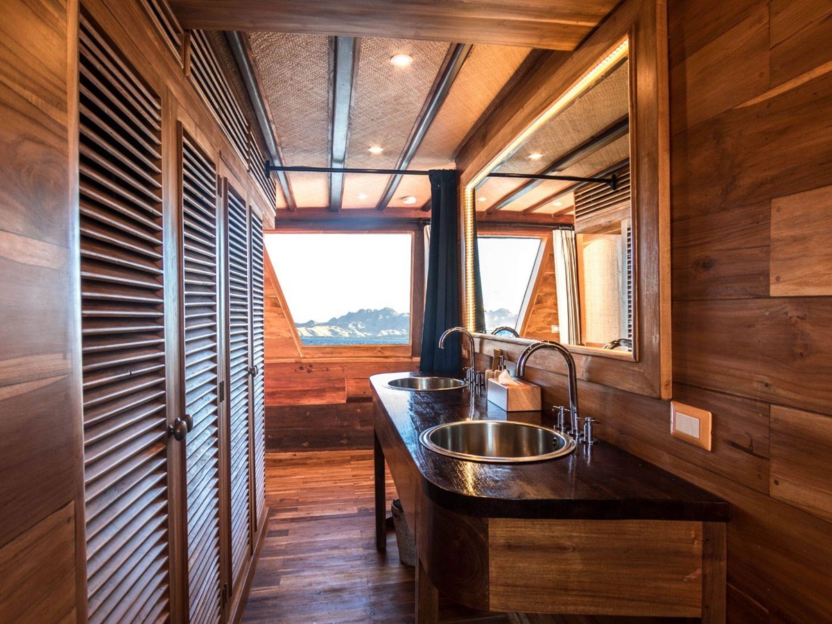 Bathroom sinks onboard the Magia II phinisi on Indonesian waters