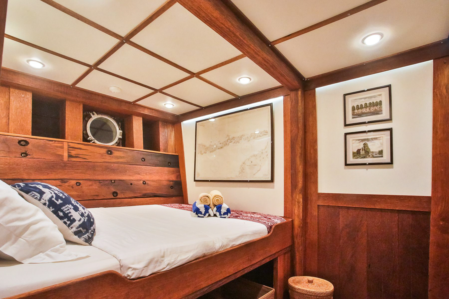 Double cabin onboard Ombak Putih in Indonesia