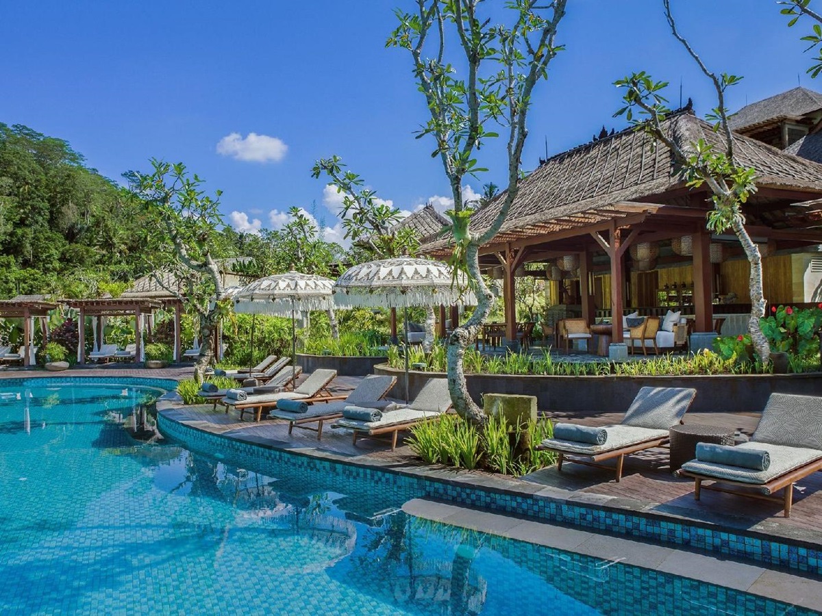 The swimming pool at the Ritz Carlton Mandapa Indonesia